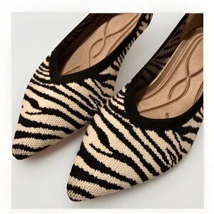 Stylish Zebra Pattern Women's Flats